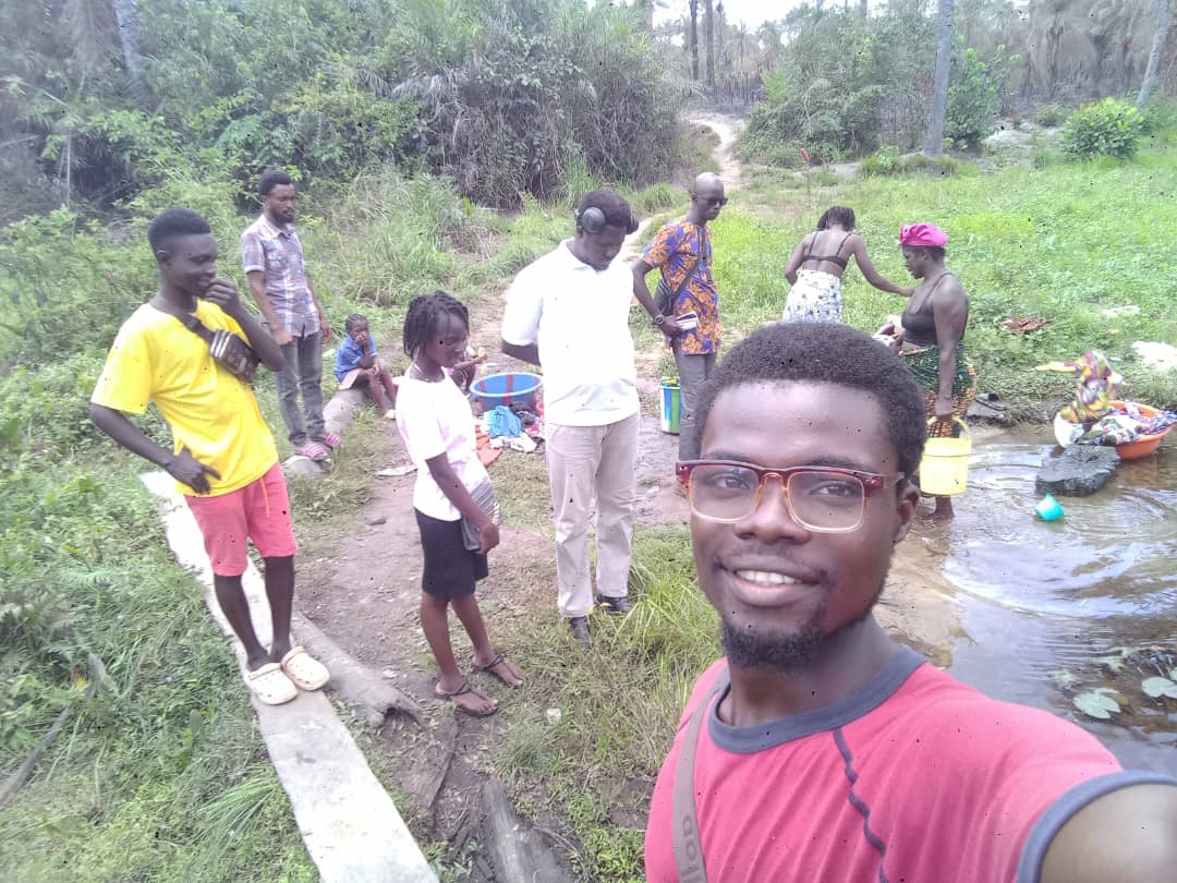 EDM mission team serving a community in Sierra Leone